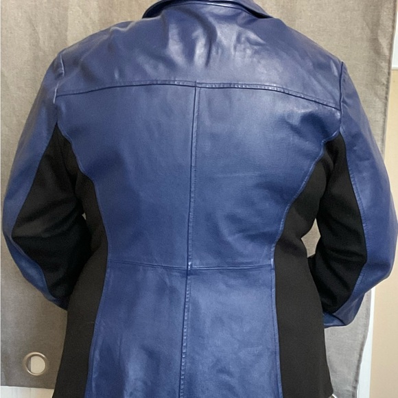 Beautiful blue genuine leather jacket size 1x - Picture 3 of 3